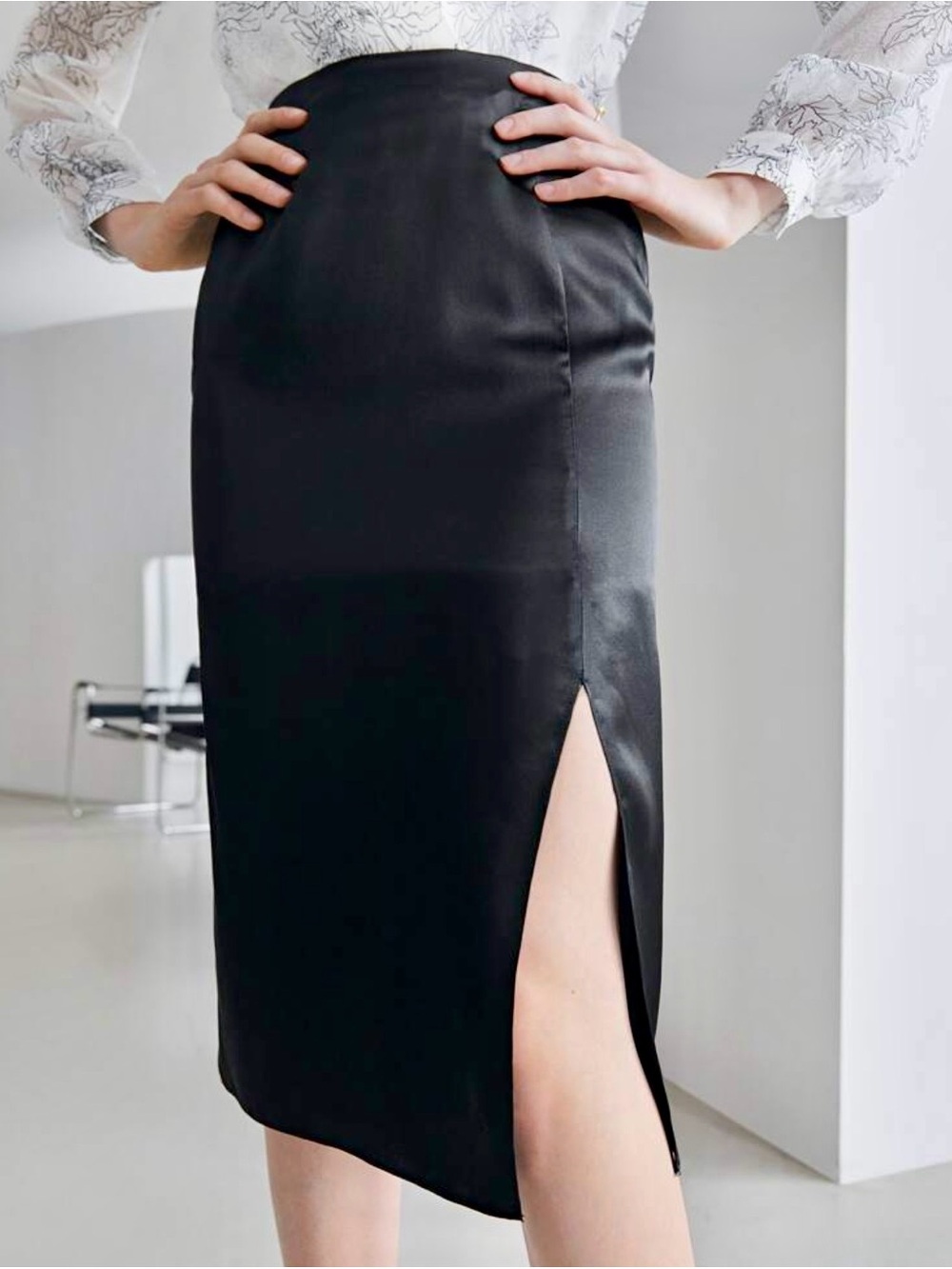 100% Premium Silk  Midi Skirt  size M